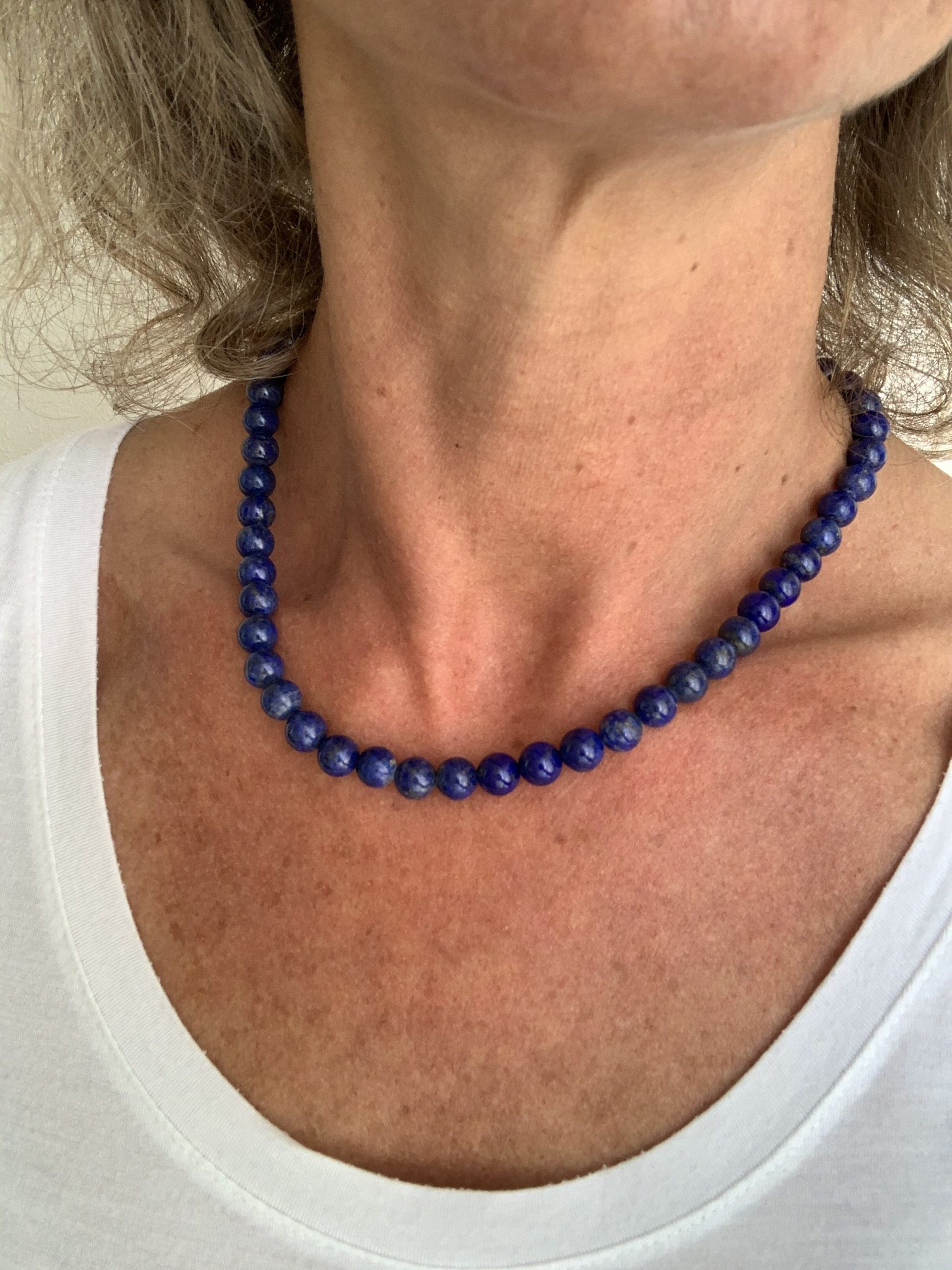 Girocollo di lapis sferico e semplice moschetto in argento placcato oro rosa