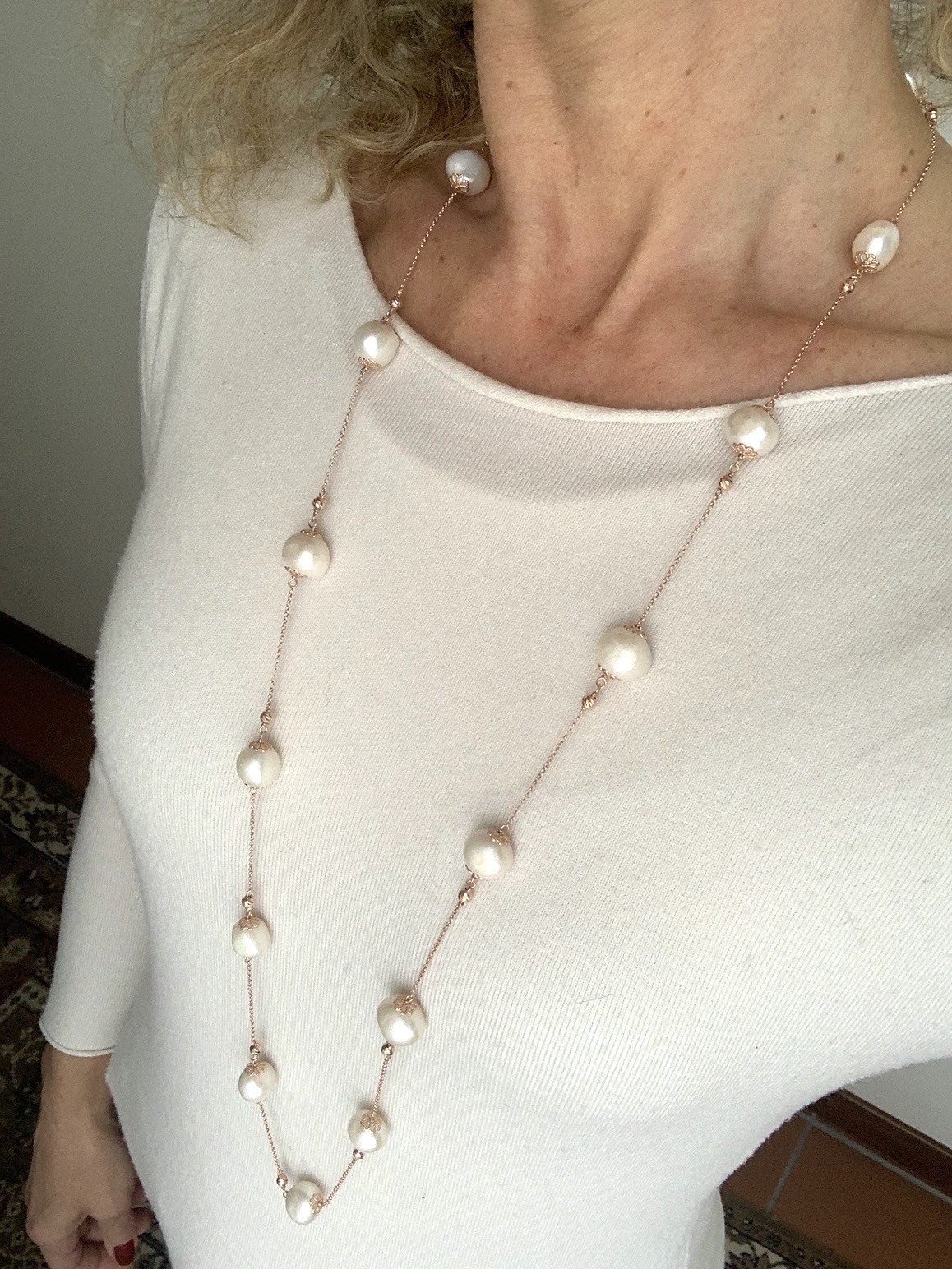 Collana perle bianche e argento placcato oro rosa