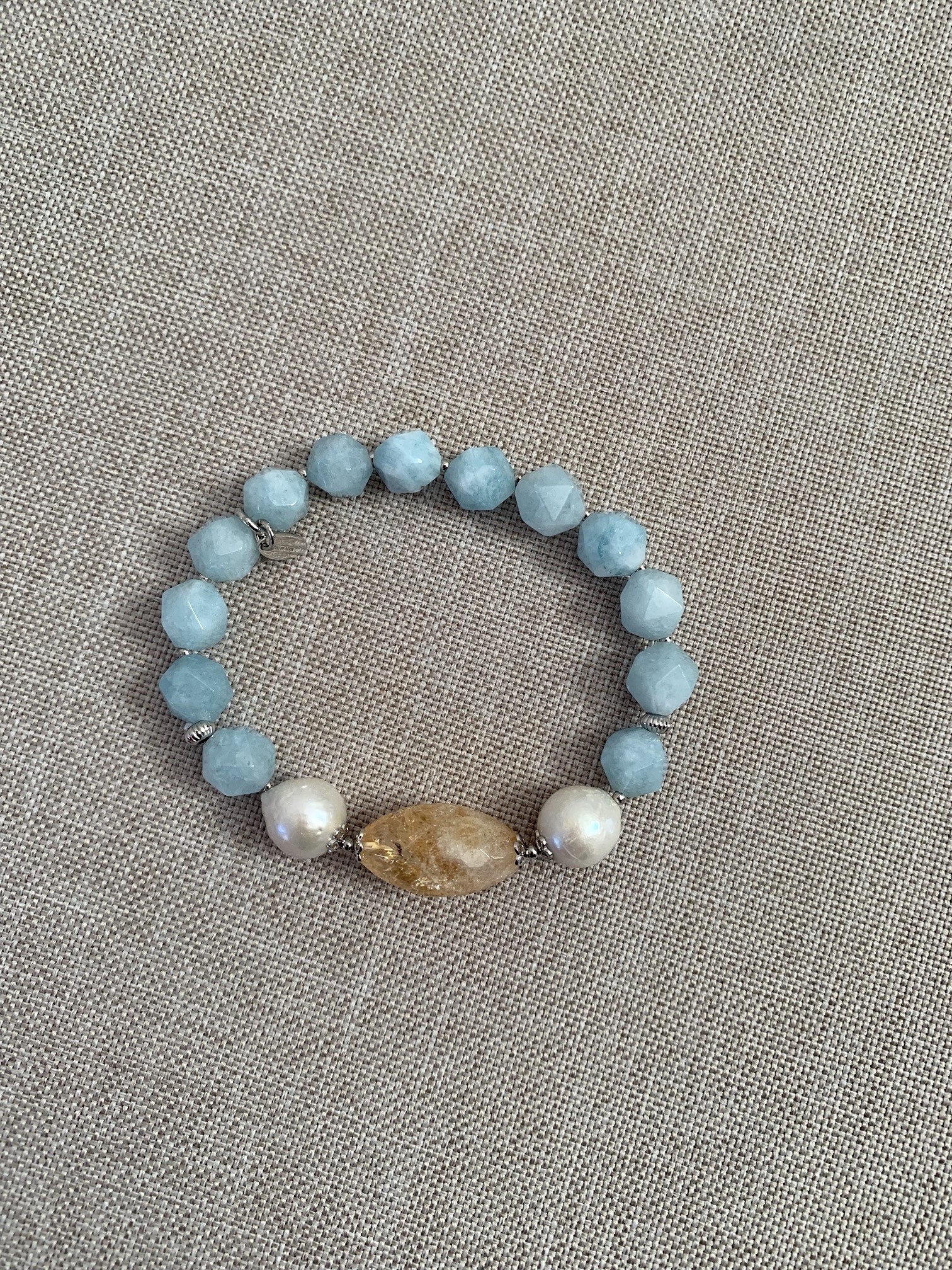 Bracciale elastico acquamarina, perle, citrino e argento rodiato