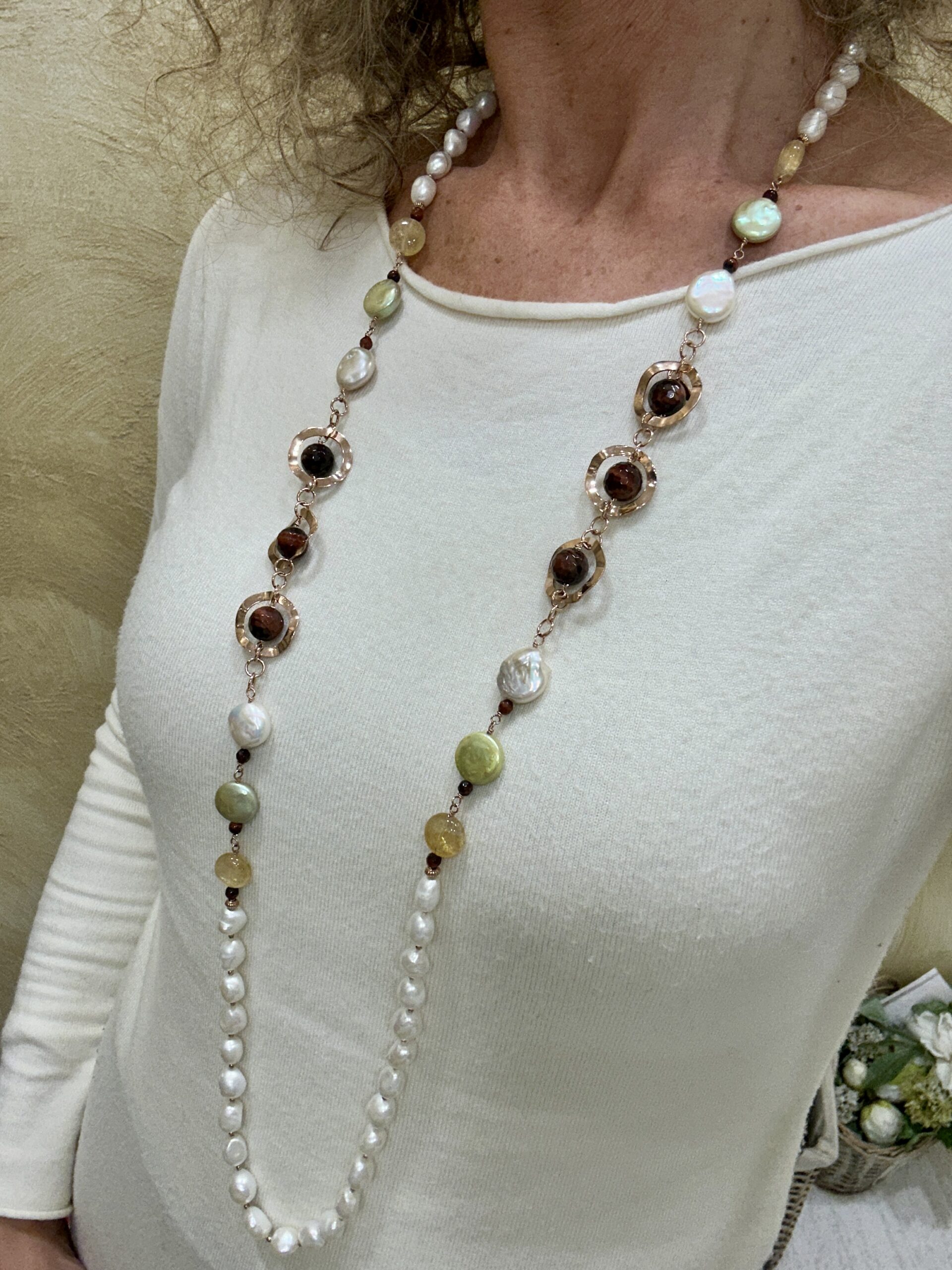 Collana in perle, occhio di tigre e citrino