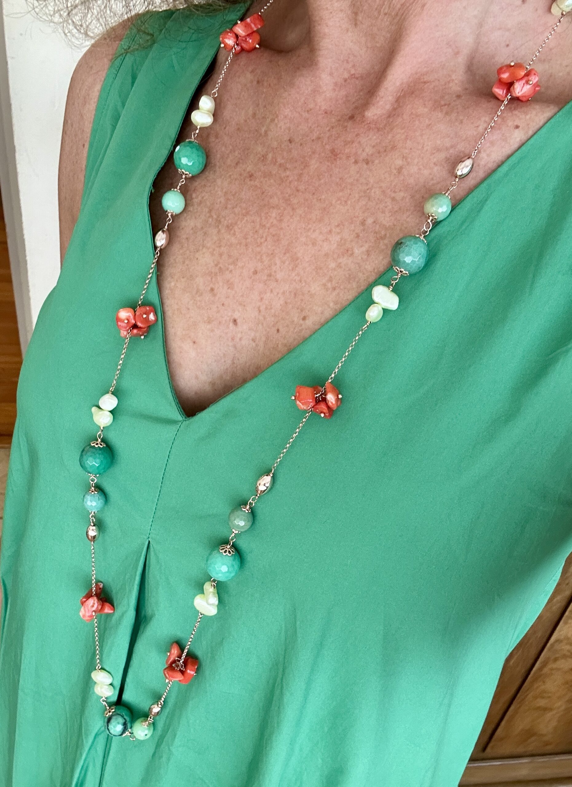 Collana in crisoprasio, corallo bamboo e perle
