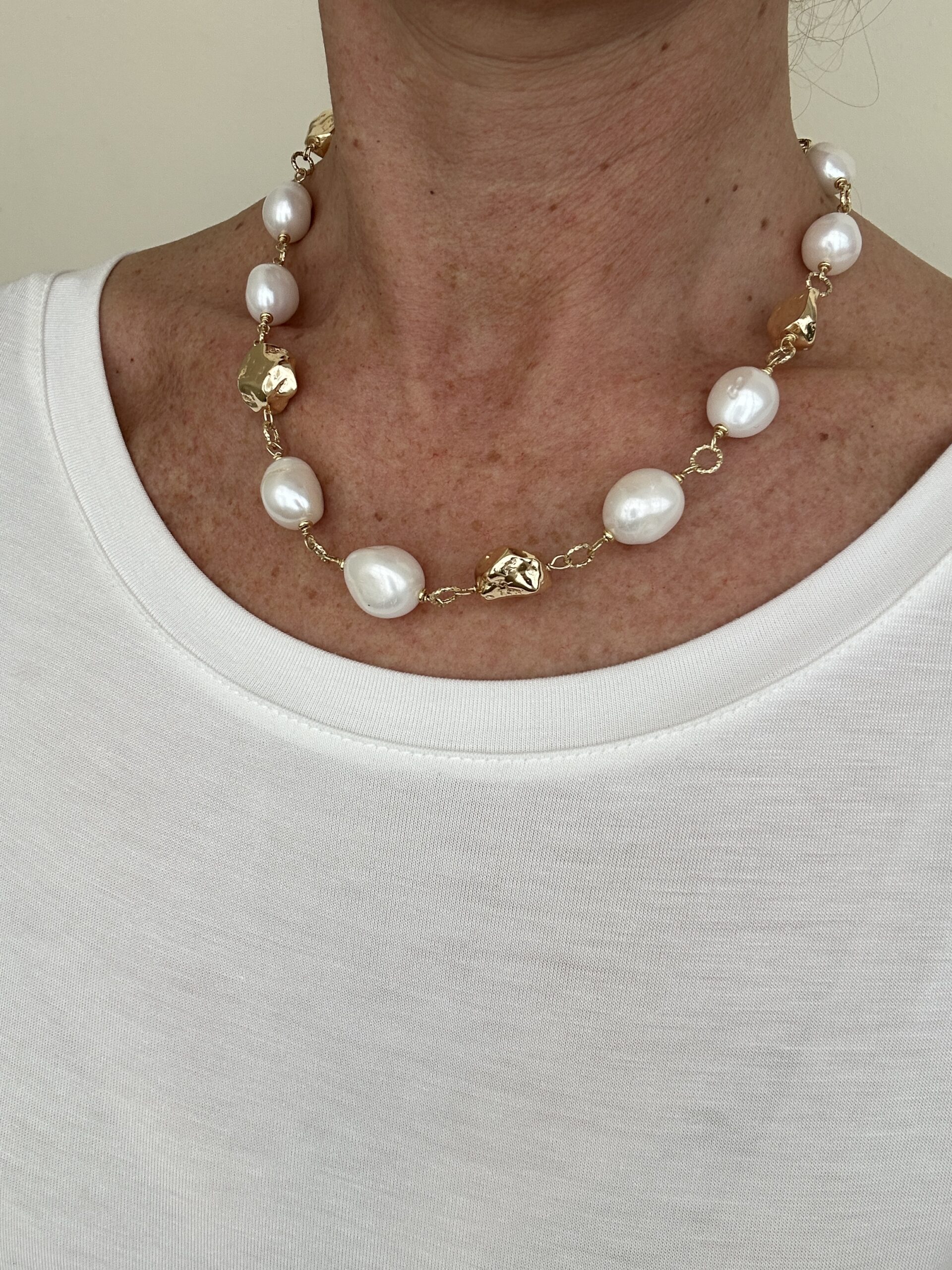 Girocollo in perle coltivate e argento placcato oro giallo