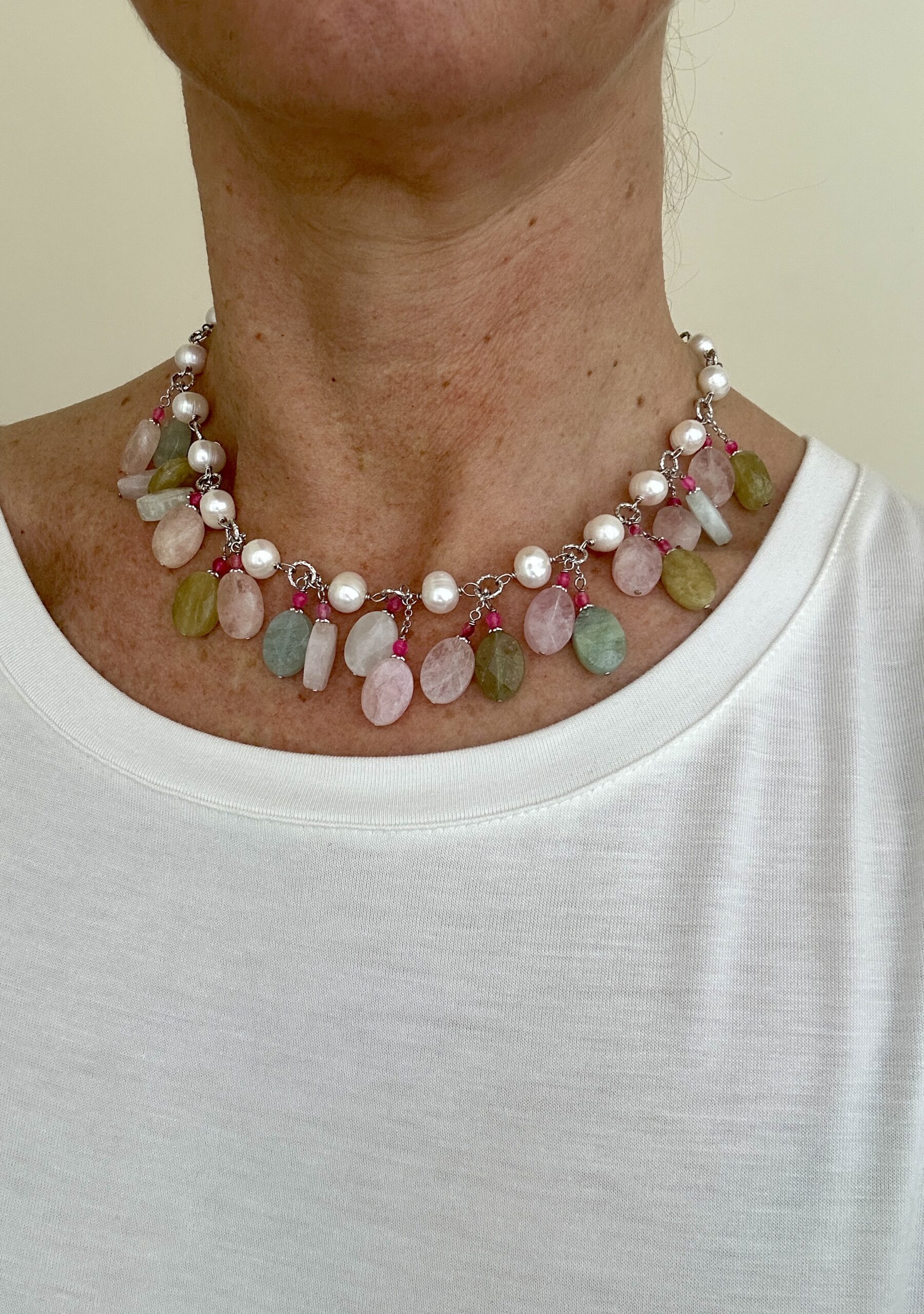 Girocollo in perle coltivate e morganite
