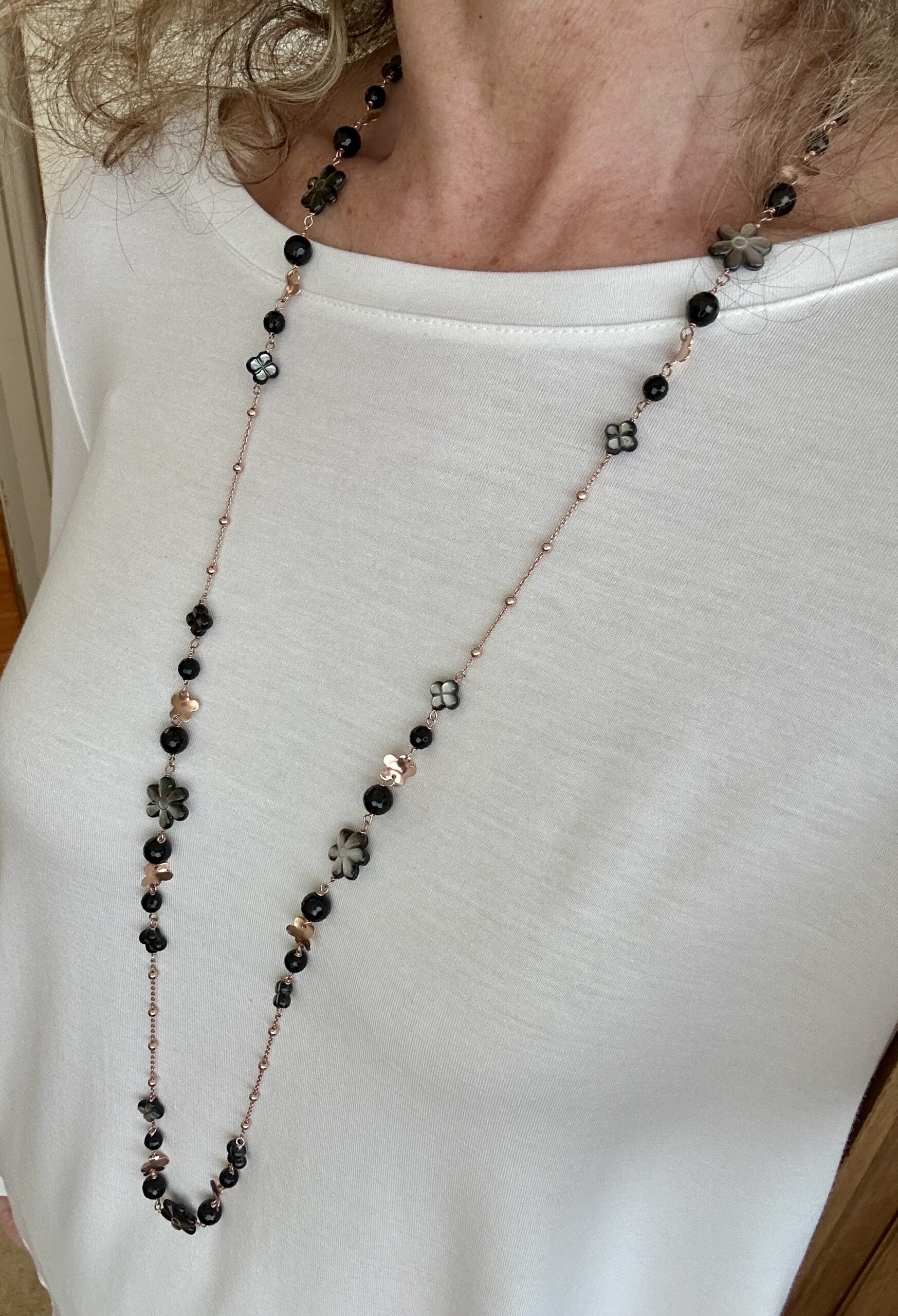 Collana in agata nera e argento placcato oro rosa