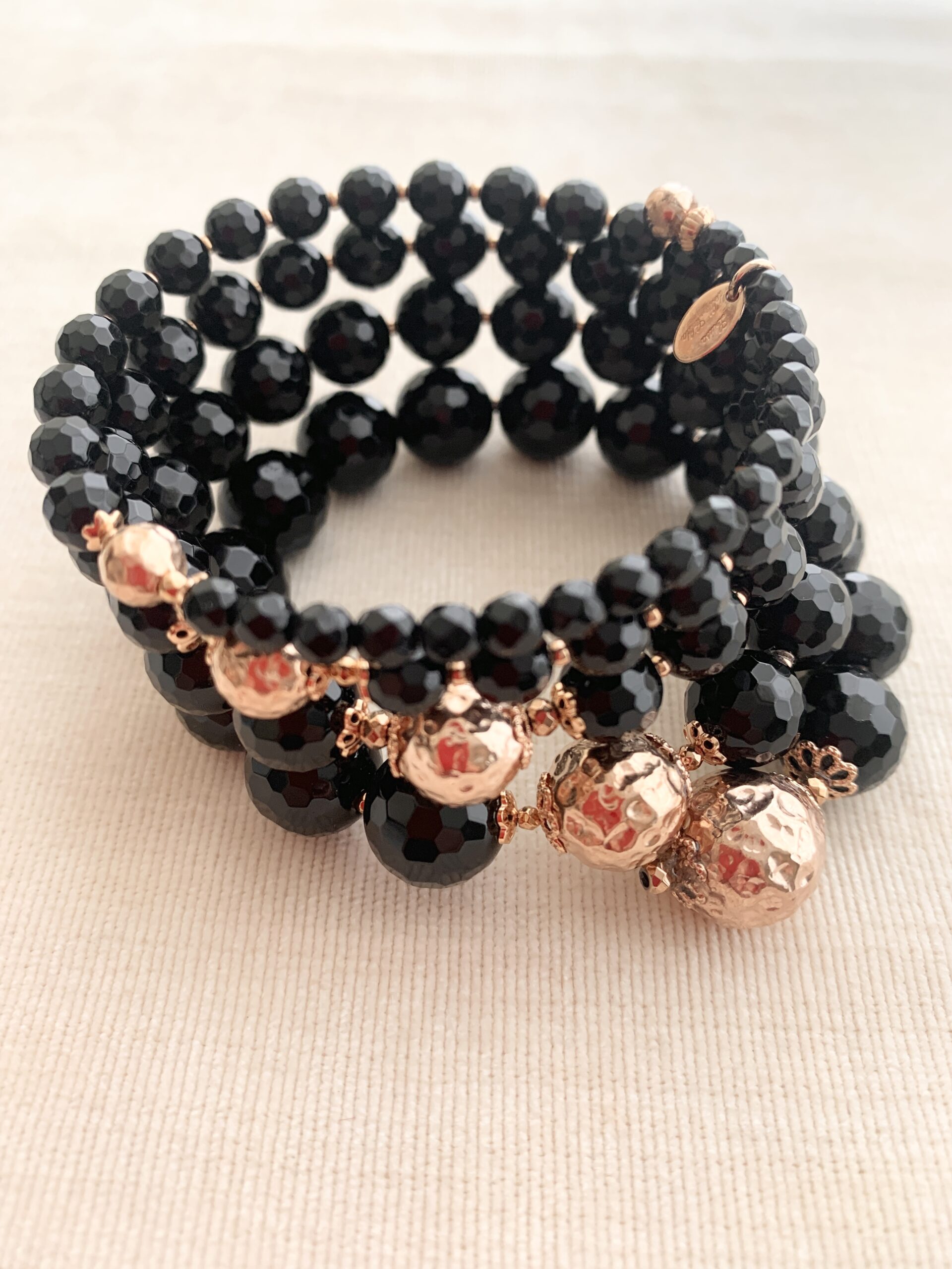 Bracciale a spirale in agata nera, argento placcato oro rosa
