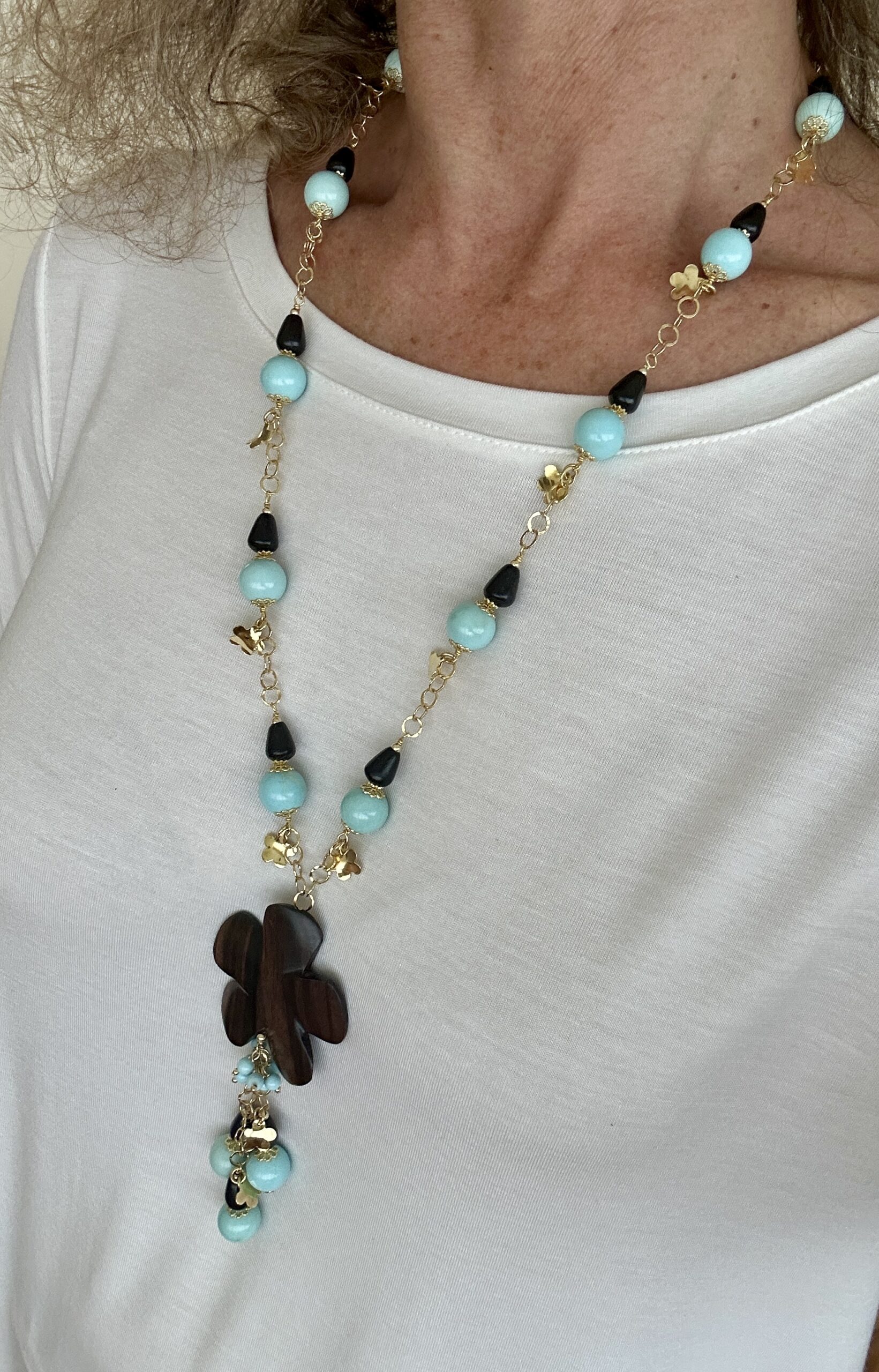 Collana in ebano e turchese, argento placcato oro giallo