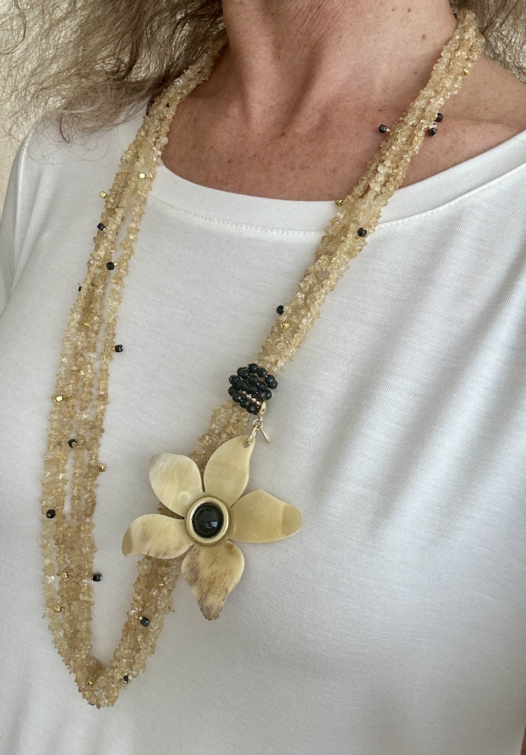 Collana in quarzo citrino e agata nera, argento placcato oro giallo