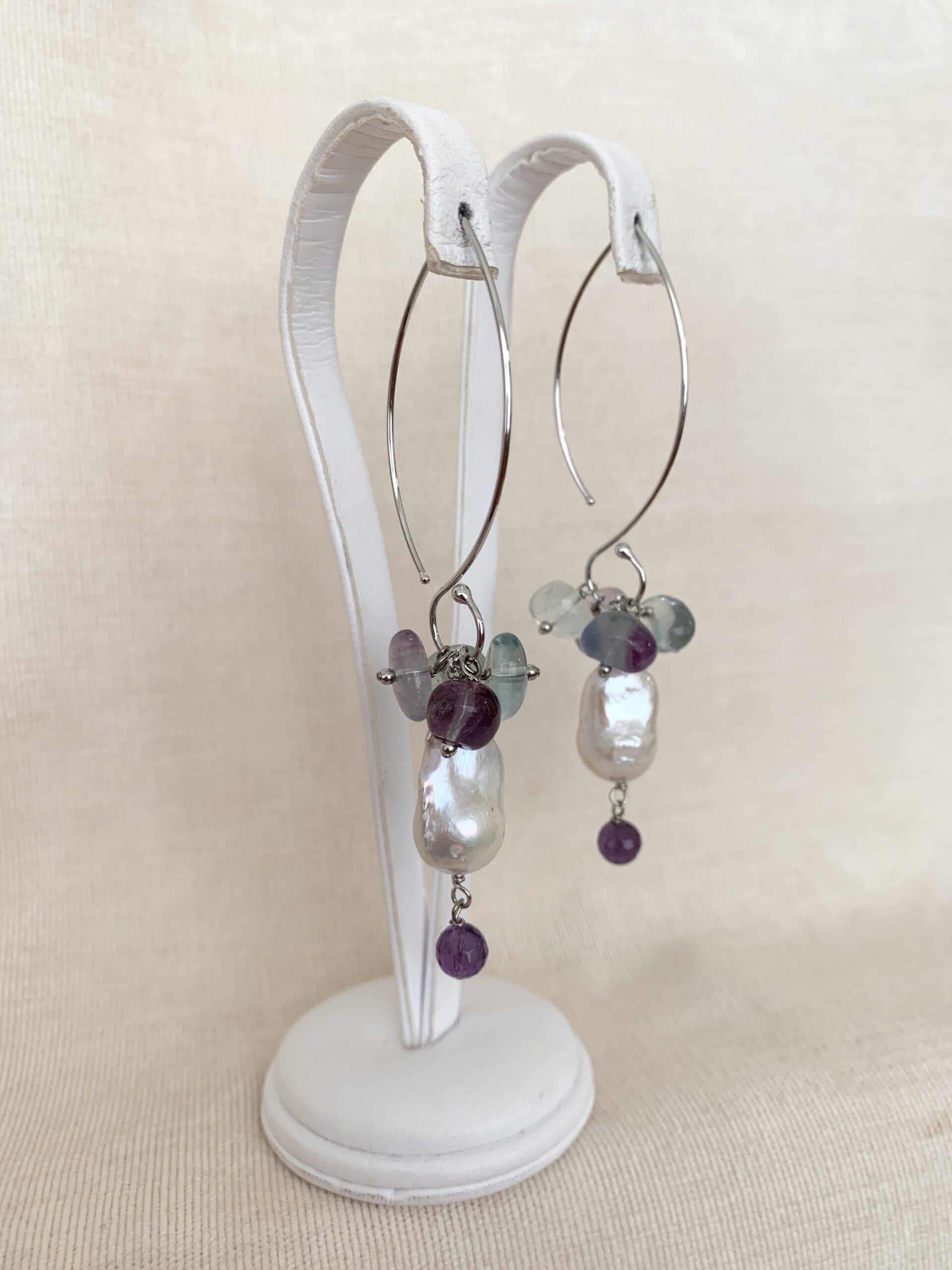 Orecchini fluorite, ametista, perle coltivate e argento
