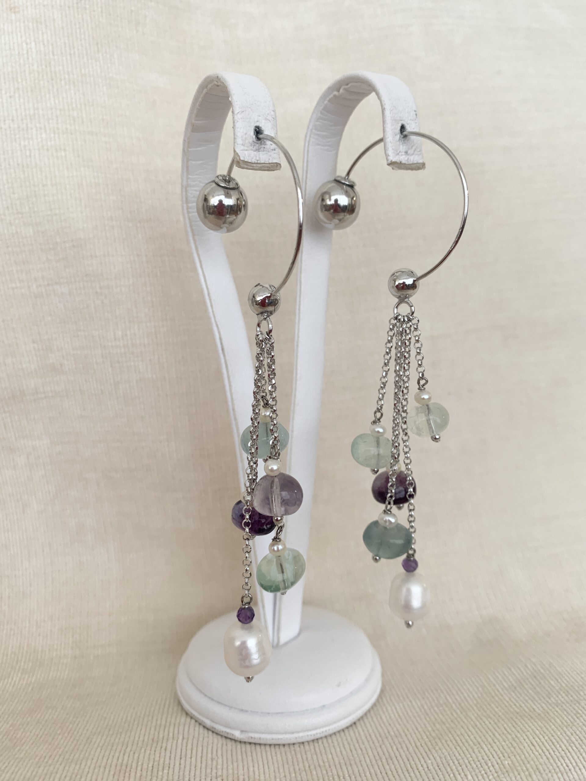 Orecchini fluorite, perle coltivate e argento rodiato